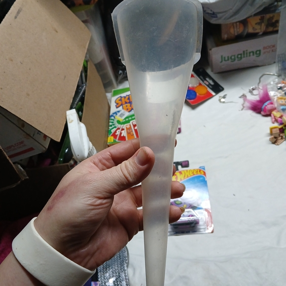 Translucent Kitchen Funnel - Picture 2 of 5